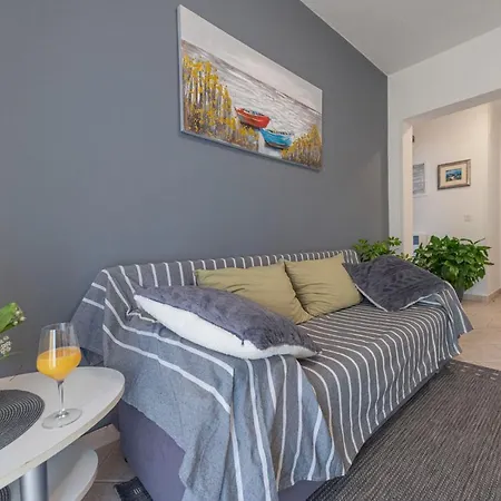 Matteo -free Parking Apartment