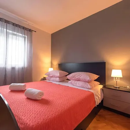 Apartment Matteo -free Parking Split